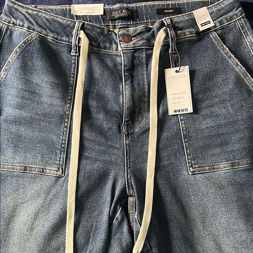 Judy Blue Blue Denim Joggers with Cream Drawstring